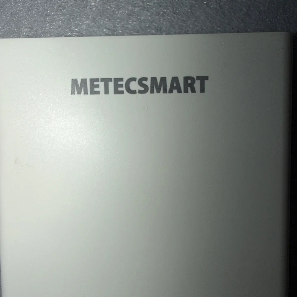 Metecsmart 10000mAh Power Bank Only – Model A-627KN – White -‎ Pre Owned